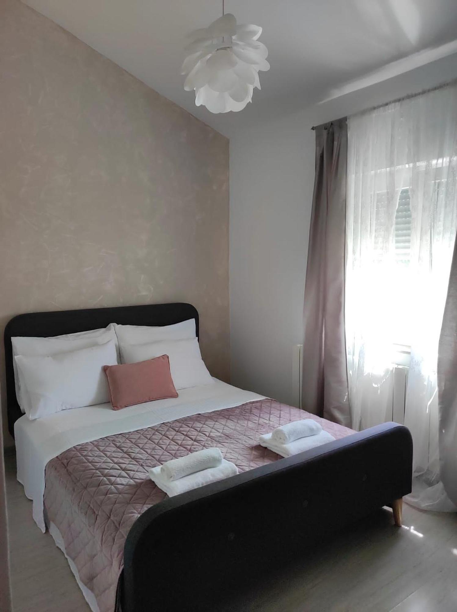 Apartman Debora Sa Privatnim Bazenom Pula Extérieur photo