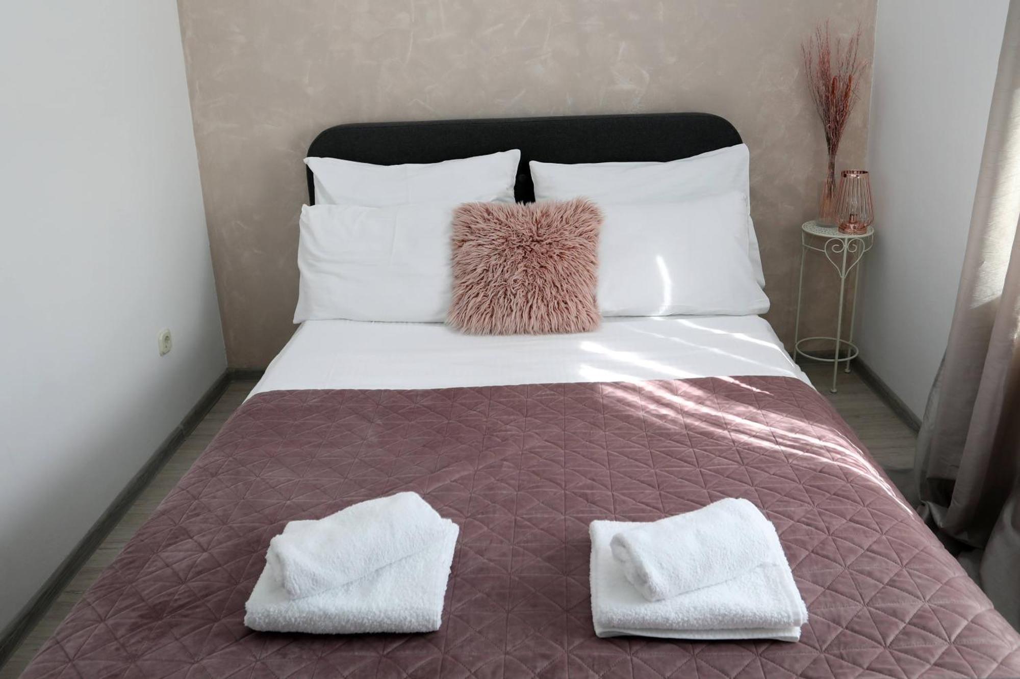 Apartman Debora Sa Privatnim Bazenom Pula Extérieur photo