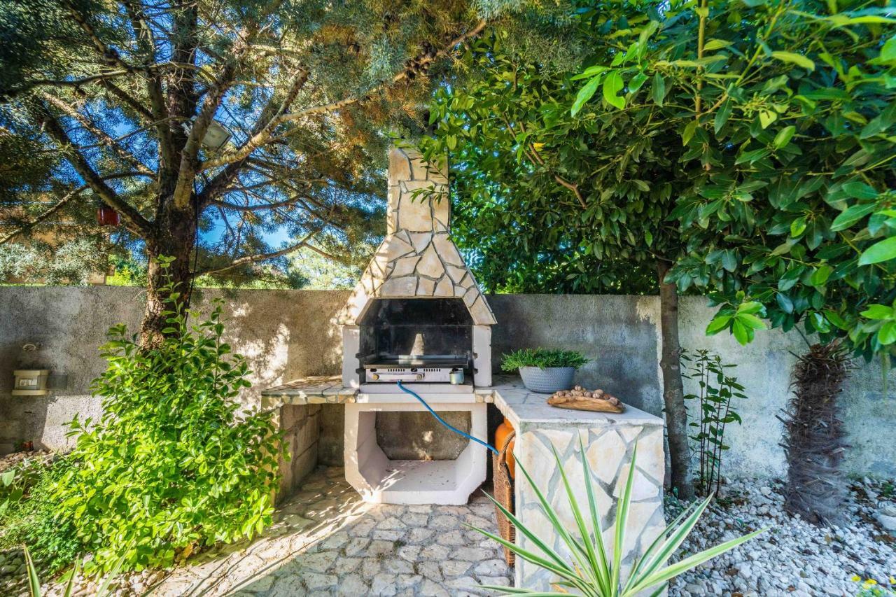 Apartman Debora Sa Privatnim Bazenom Pula Extérieur photo